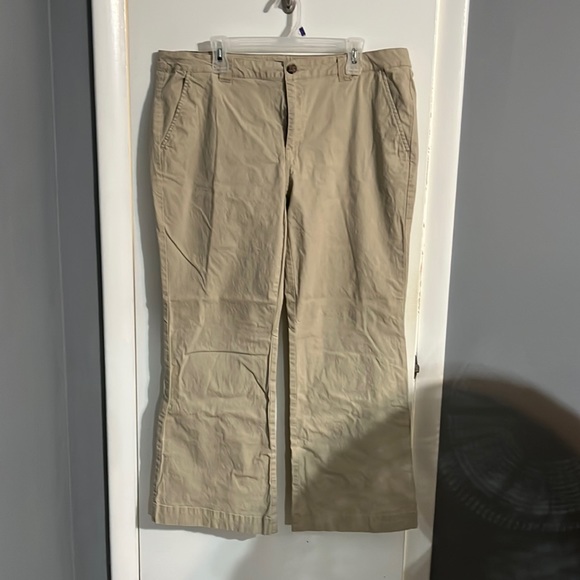 Womens khaki pants - Picture 1 of 3